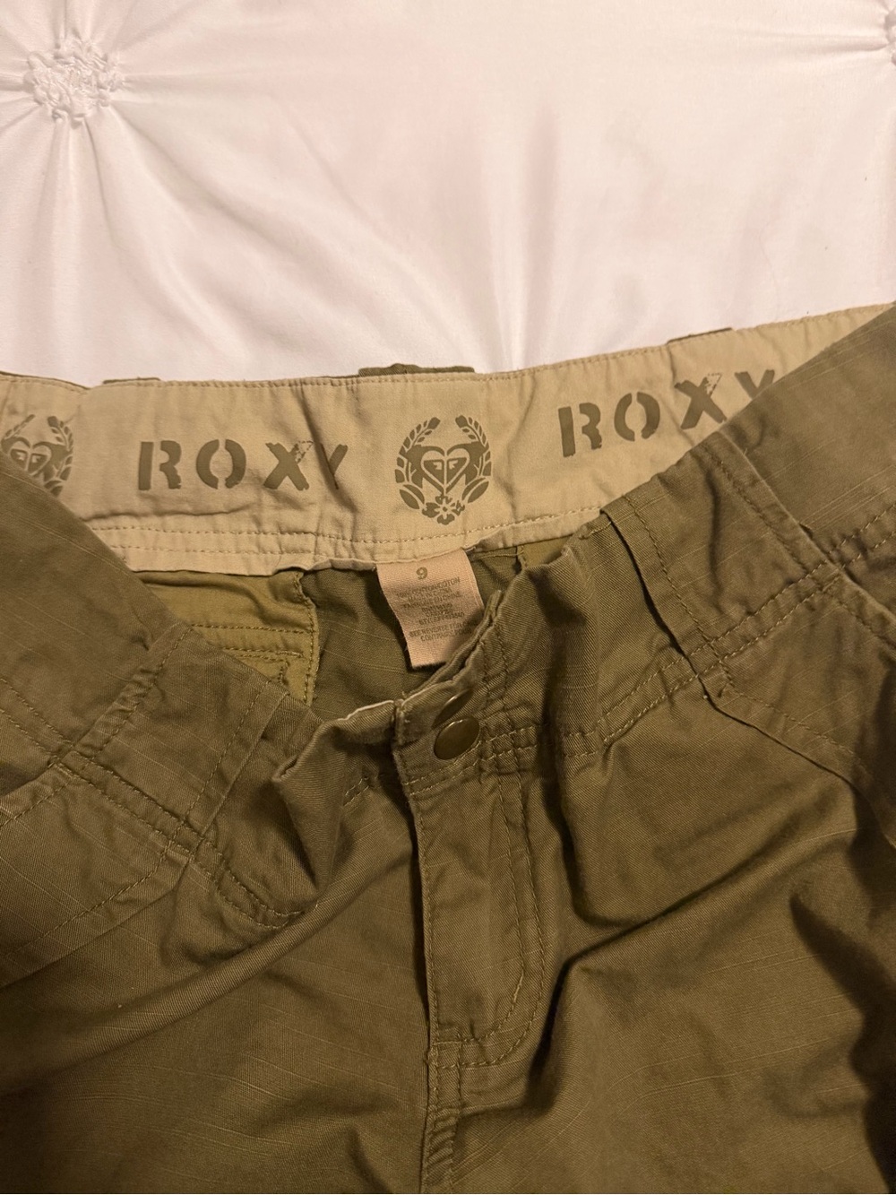 vintage Roxy capris - Picture 3 of 4